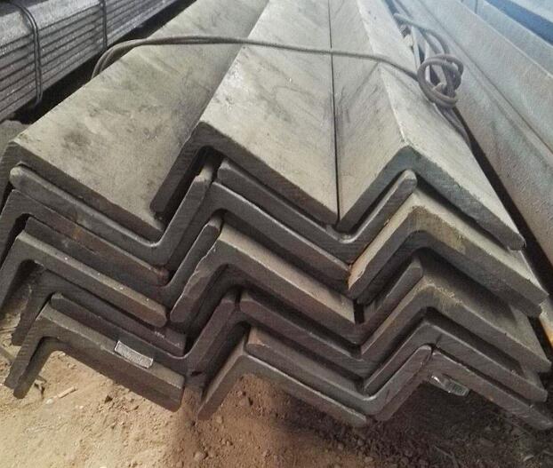 ���ڲ��ȱ߽Ǹ�